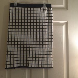 forever 21 checkered black and white pencil skirt