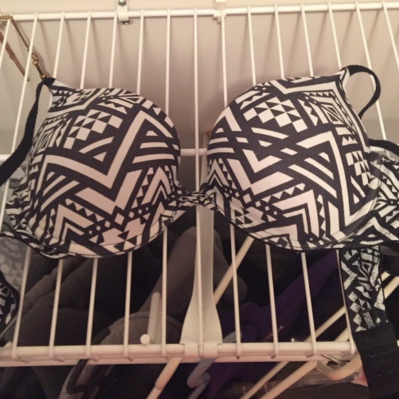 Vs Pink 34C push up bra