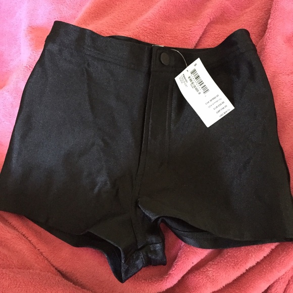 SOLDDDD American Apparel disco shorts size Small - Picture 1 of 3