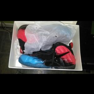 Nike Air Foamposite Spider-Man