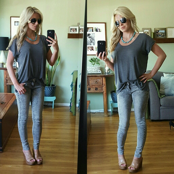 RESERVED Cute Charcoal Gray Tee w/Pocket - Picture 3 of 3