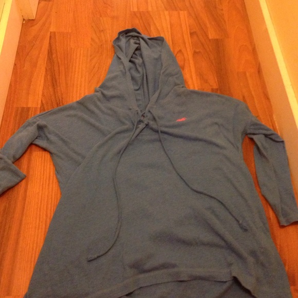 Hollister shirt