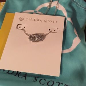Kendra Scott Elisa Necklace