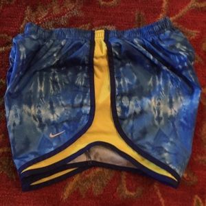 Nike running shorts medium