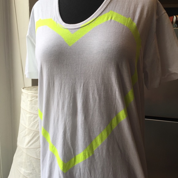 SOLD Urban Outfitters White Neon Heart Tee! NWT! - Picture 2 of 3