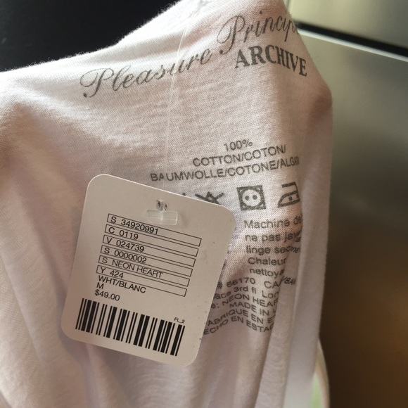 SOLD Urban Outfitters White Neon Heart Tee! NWT! - Picture 3 of 3