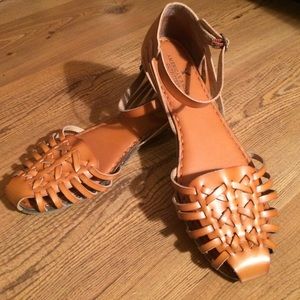 American Eagle Sandals