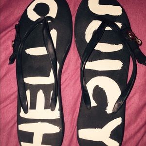 Juicy couture flip flops