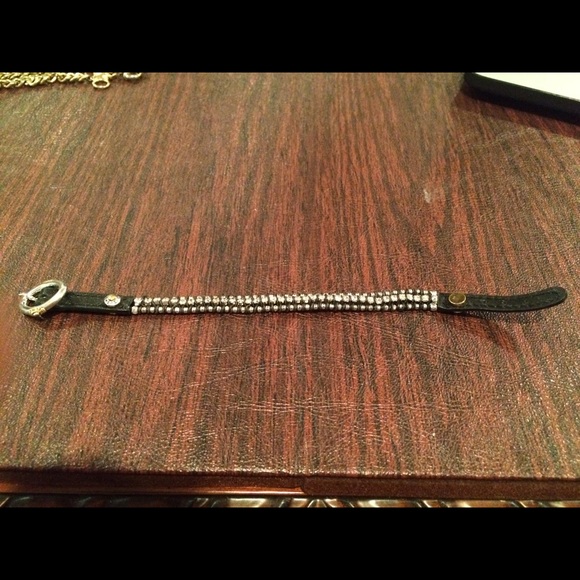 Henri bendel bracelet
