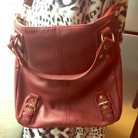 Urban Outfitters Handbags - NEW! Urban Outfitters Leather Bag w/ Gold Hardware