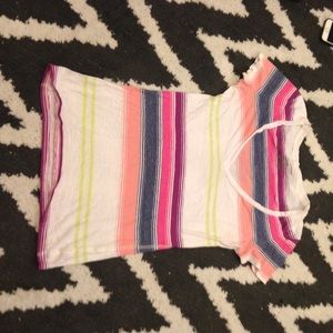Multicolored stripped v-neck