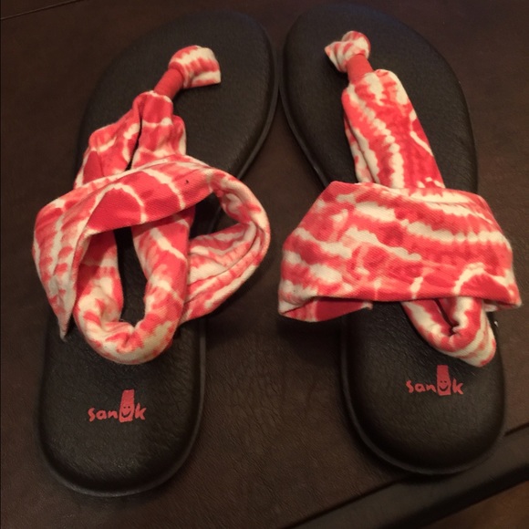 Perfect condition! Sanuk sling yogas