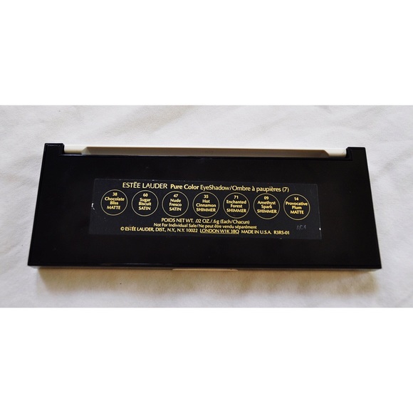 Lisa Perry for Estée Lauder Lipstick and Eyeshadow - Picture 4 of 4