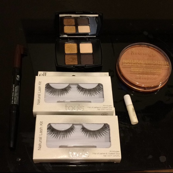 Makeup bundle