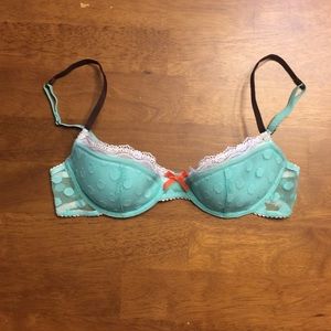 VS Victoria Lightly Lined Plunge 34B