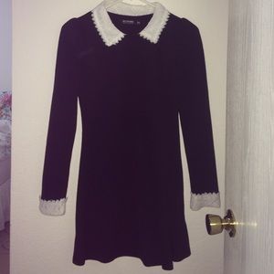 XS black dress with lace details