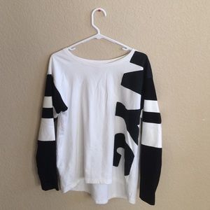 NYC White and Black Sweater