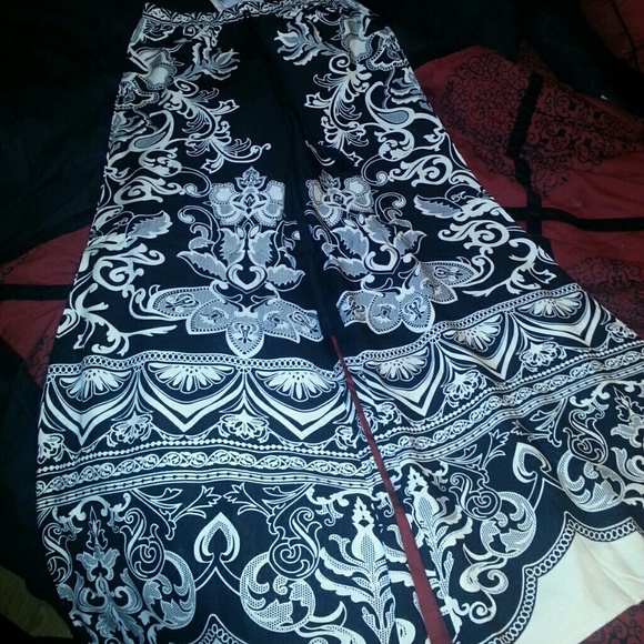 ***SOLD***Ivory & black palazzo pants