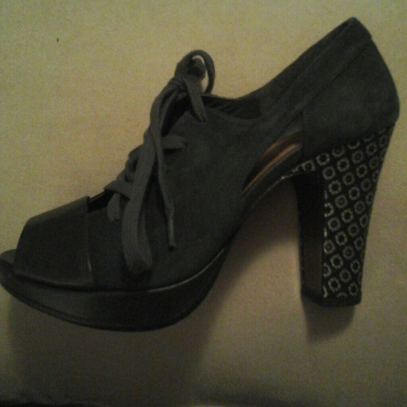 Chie Mihara heels only worn ONCE! still look new!