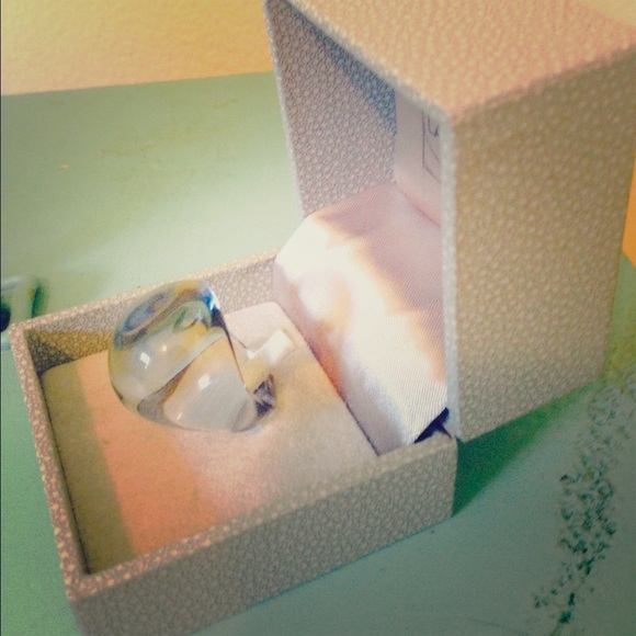Lalique Cabachon ring