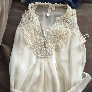 Dressy shirt perfect for work