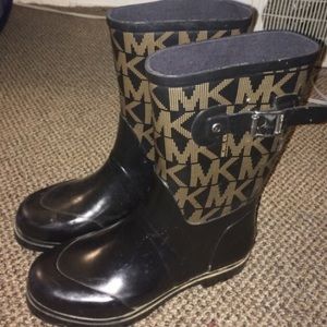 MK rainboots