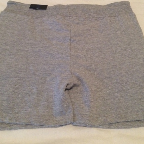 Amazing comfy sexy shorts - Picture 3 of 4