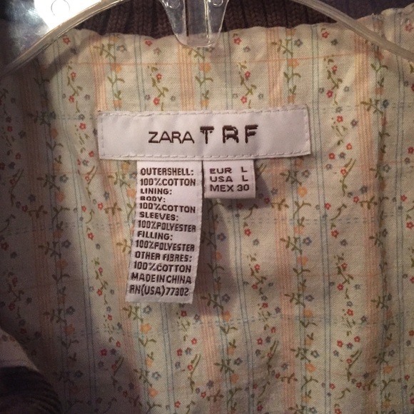 Vest - Picture 2 of 4