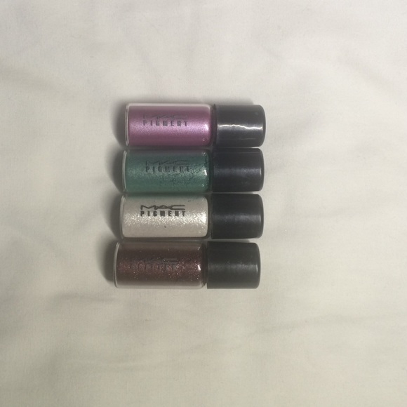 Authentic MAC pigments