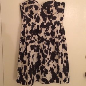 Victoria's Secret ink black and white dress.