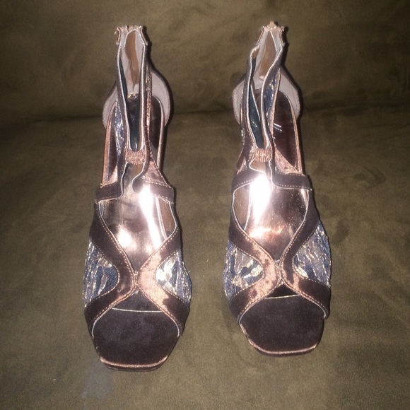 Ordered from Amiclubwear.com