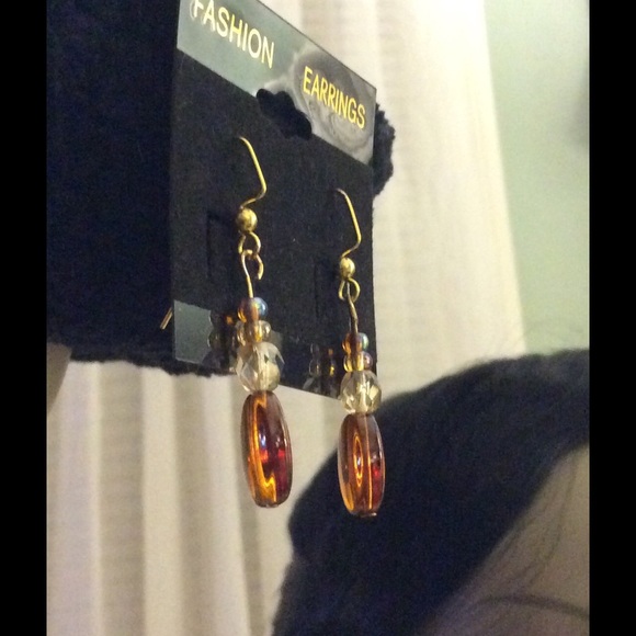 Topaz colored earringsSOLD💥