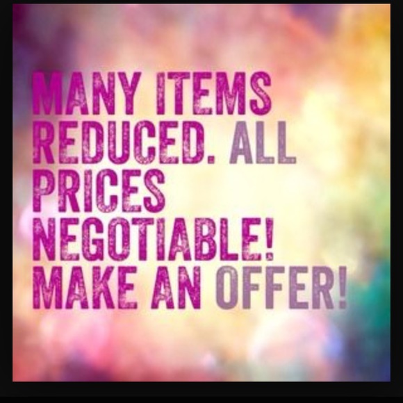 Make an offer ✨ closet clean out✨💳