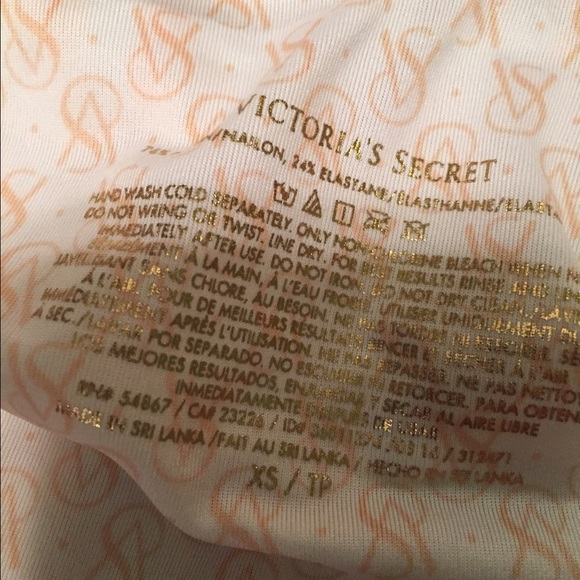 Victoria Secret bikini - Picture 2 of 4
