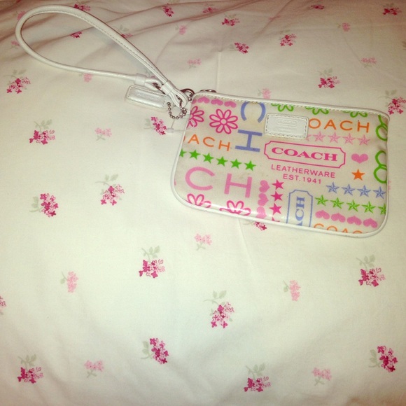 💟Never Used Coach Wristlet💟