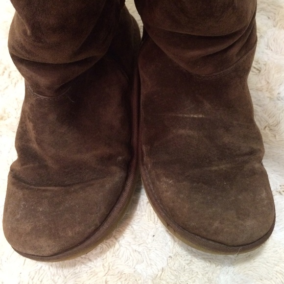 Sheepskin Ugg boots *was $90* - Picture 4 of 4