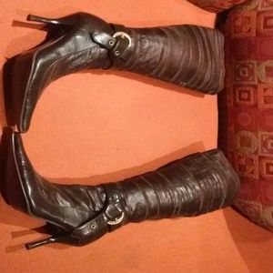Brown Italian leather pointy toe boot