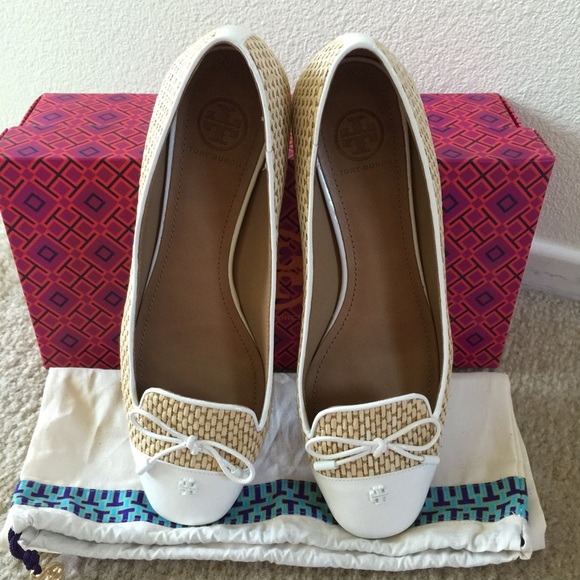❤️SOLD❤️Tory Burch Flat Shoes - Picture 2 of 4