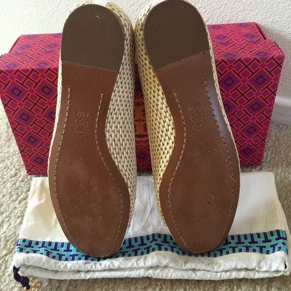 ❤️SOLD❤️Tory Burch Flat Shoes - Picture 4 of 4