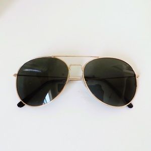 Aviator Sunnies Aviator Sunnies
