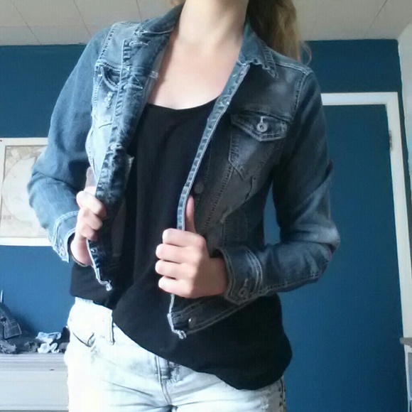 Cropped Denium Jacket