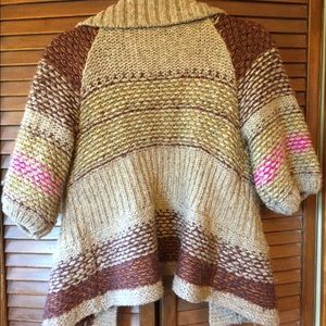 Free People sweater size small!