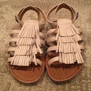 NWT Fringe Sandals