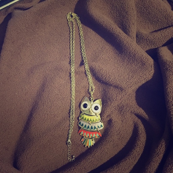 Owl necklace never worn