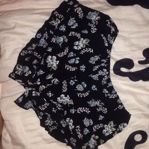 🚫SOLD🚫Brandy Melville vodi shorts