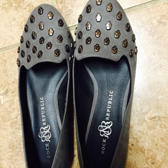 Rock & Republic grey skull flats💀