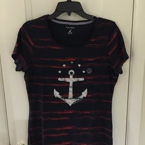 Navy blue Nautica tee