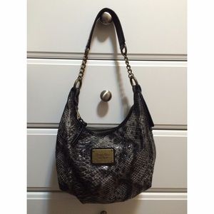 Simply Vera wang "high shine chain hobo" bag!