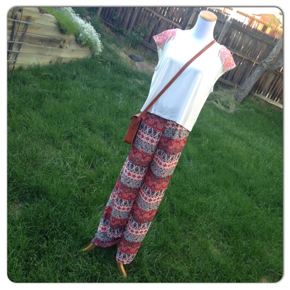 Bella D Pants - 🆕Floral Palazzo Pants