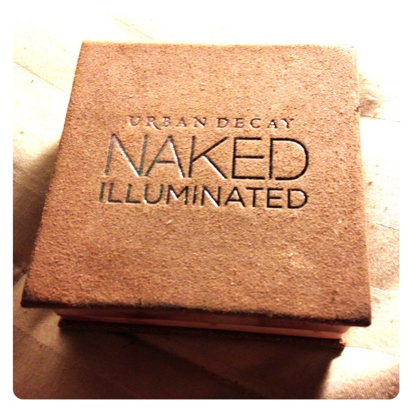 Urban decay NAKED illuminated